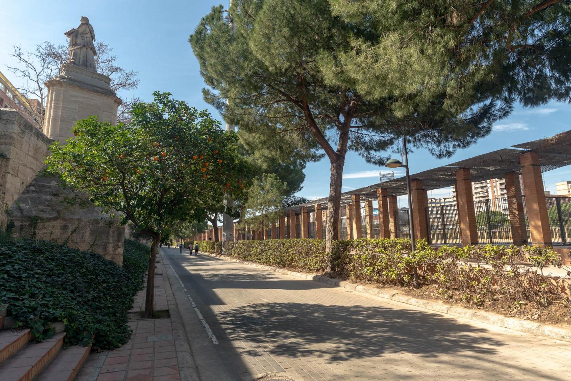 Limehome Valencia Carrer De Sant Jacint Exterior foto