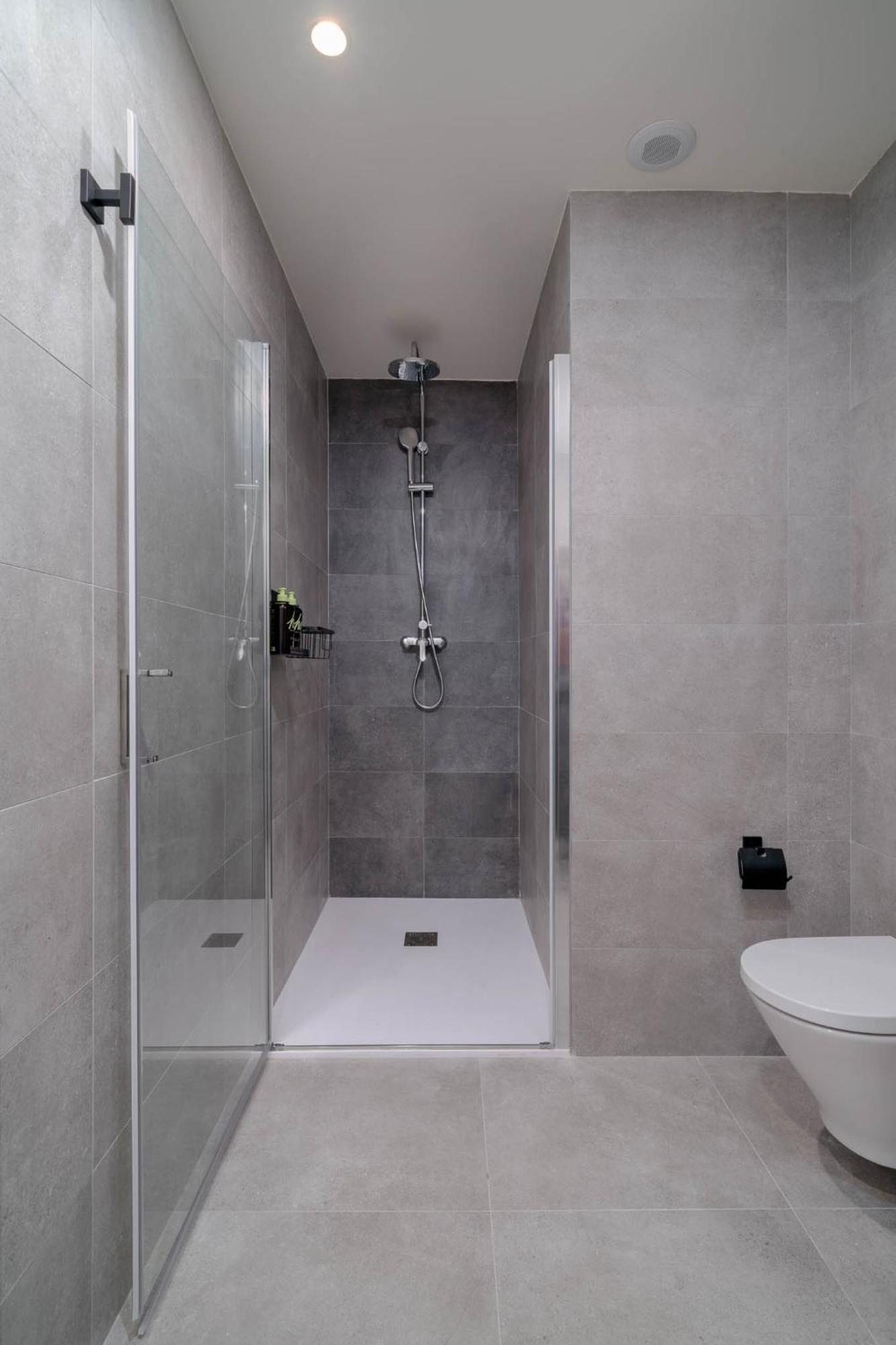 Limehome Valencia Carrer De Sant Jacint Exterior foto