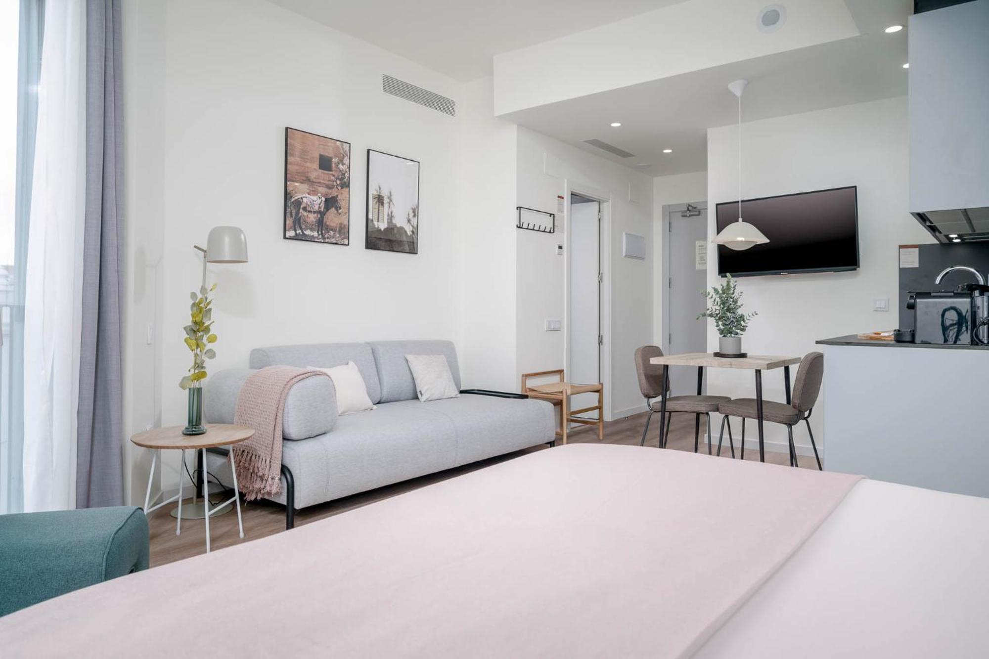 Limehome Valencia Carrer De Sant Jacint Exterior foto